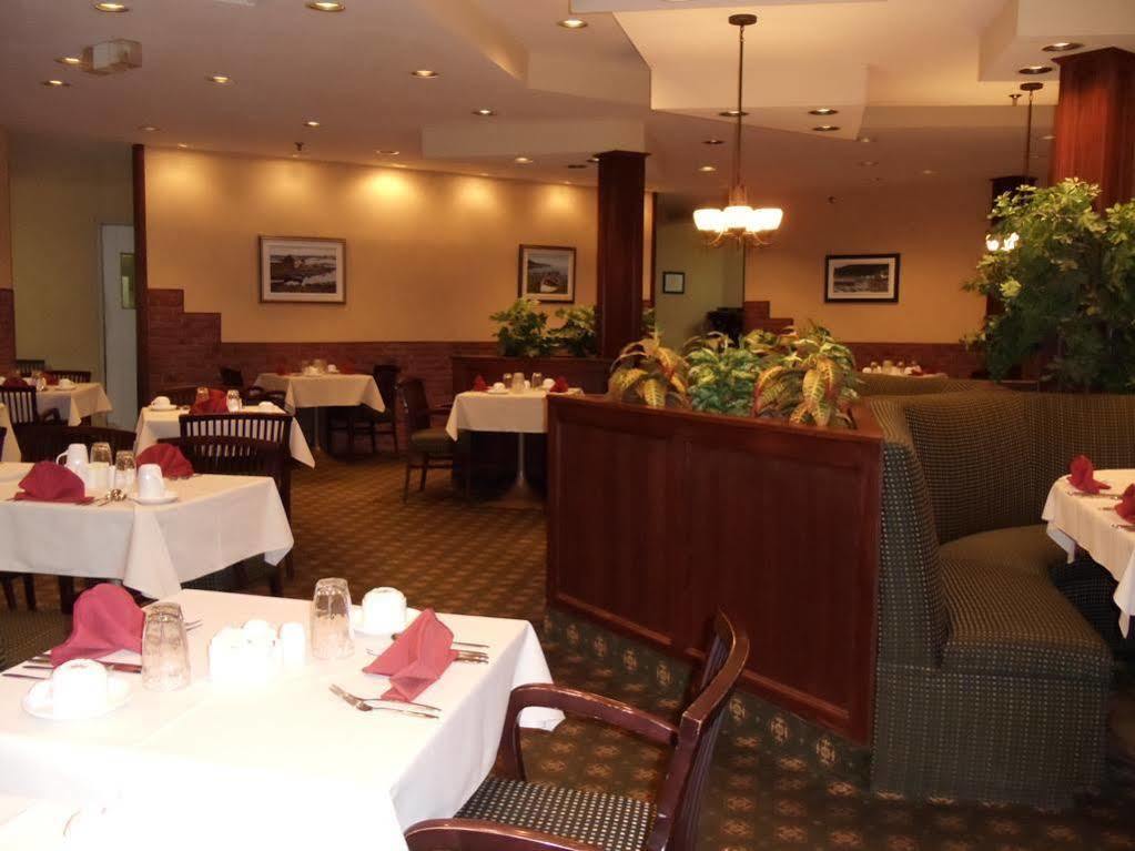 Albatross Hotel Gander Buitenkant foto