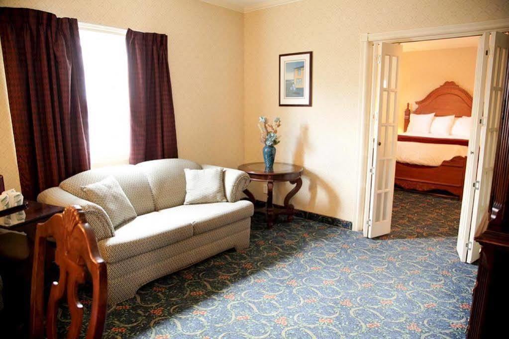Albatross Hotel Gander Buitenkant foto